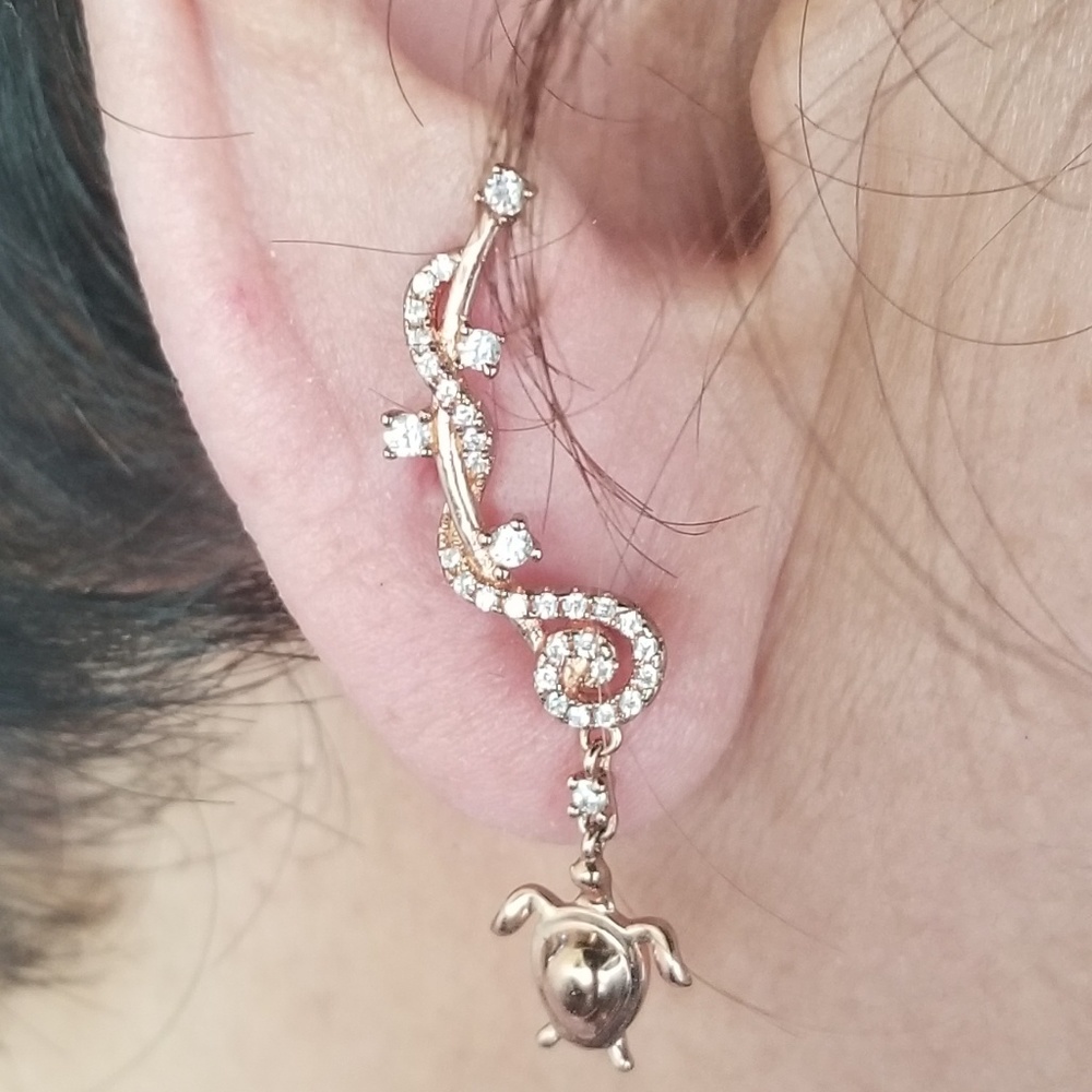 Ear Crawler Earrings - Turtle